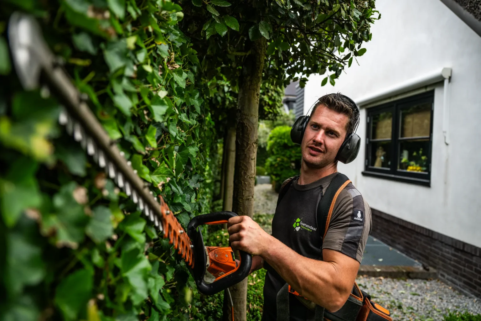 Aan het werk bij Soetendaal Hoveniers